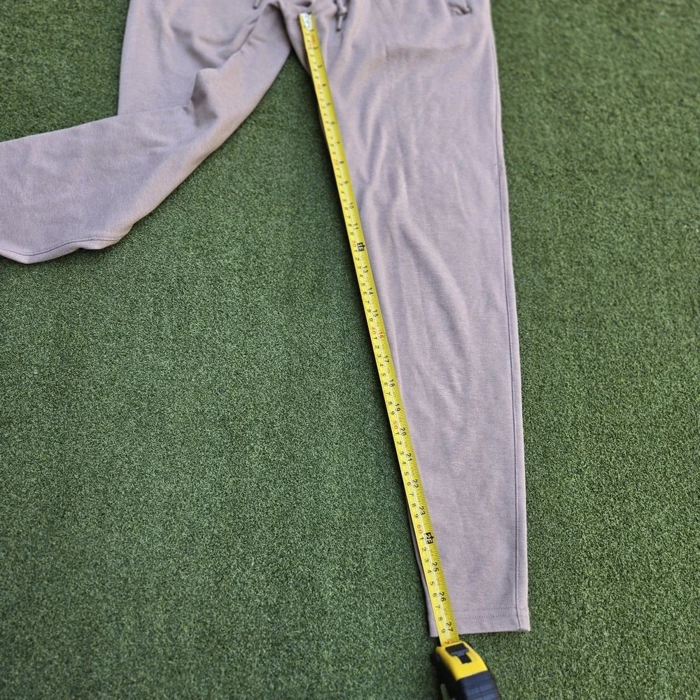 Alphalete joggers men